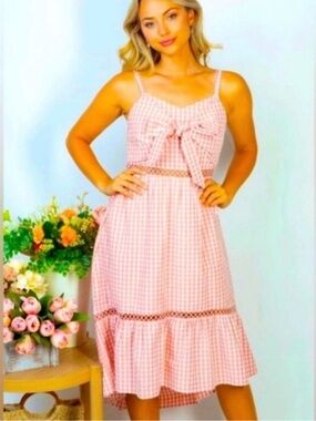 White Birch Pink Gingham Dress
Size medium